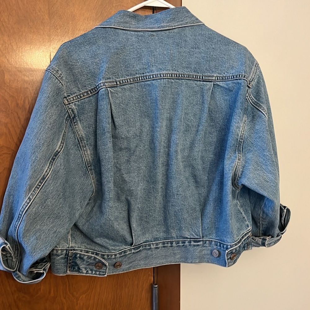 Oversized Denim Jacket with Washwell - Picture 10 of 10